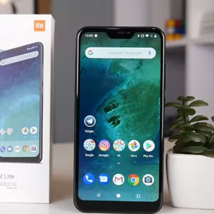 Xiaomi Mi A2 Lite (3Gb/32Gb) черный