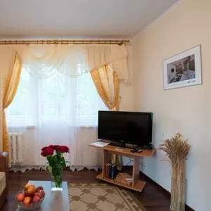 1-комнатная квартира на сутки по ул.Золтая Горка,  14