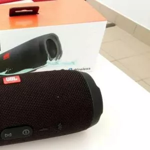 Беспроводная колонка JBL Charge3 новая недорого.