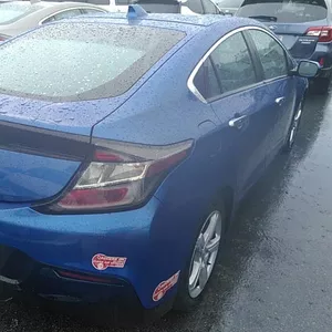 Chevrolet,  Volt LT,  2017