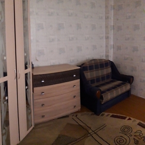 Сдаю 1 комнатную квартиру около метро Грушевка
