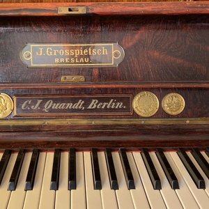  Эксклюзивное старинное пианино 1865