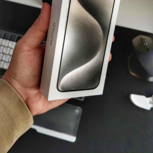 Аптовы продаж Apple iPhone 15,  15 Plus,  15 Pro і 15 Pro Max.