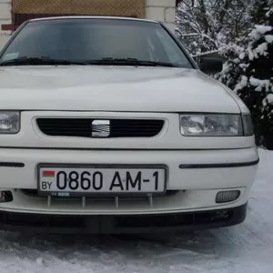 Продам Seat Toledo белый 1996г,  состояние отличное