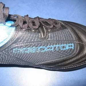 Продам бутсы Adidas Predaror