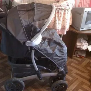 ПРОДАМ КОЛЯСКУ GRACO Quattro Tour Deluxe 