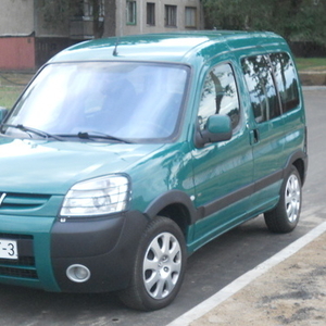 Продам автомобиль Peugeot Partner