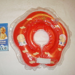 Круг Babyswimmer на шею для купания младенцев с рождения до 3-х лет!