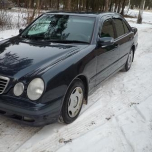 Mercedes E-klasse (W210)