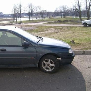 Продам авто Renault  Laguna 1994 г.в. бензин.