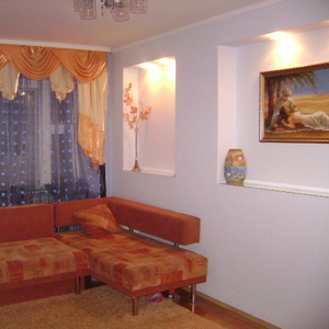 Продам 3-х комнатную квартиру с хорошим ремонтом в 18 м-не