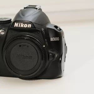 Nikon d3000 body б/у