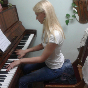 Частные уроки игры на фортепиано