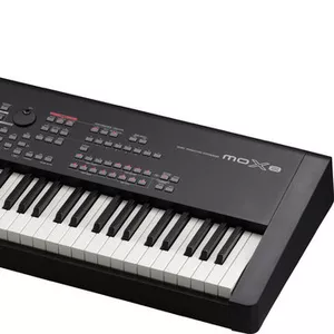 Профессиональный синтезатор YAMAHA MOX8