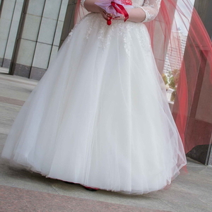 Шикарное платье цвета айвори для счастливой невесты
