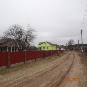 Продам дом в Поречье на берегу водоема.